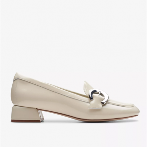 Clarks Daiss 30 Trim 乐福鞋