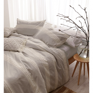 Cutwork duvet cover set