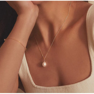 Lily & Roo - Gold Large Single Pearl Necklace for $104