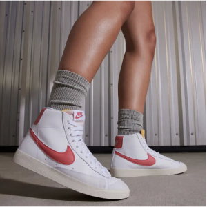 Nordstrom Rack官网 Nike Blazer Mid '77 女款板鞋5.3折热卖 