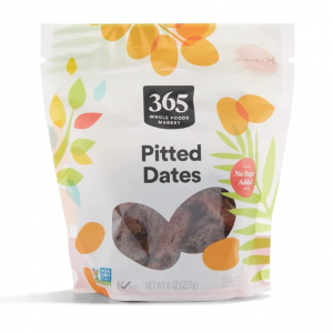 365 by Whole Foods Market, Pitted Dates, 8 Ounce @ Amazon