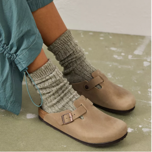 Urban Outfitters UK官網 Birkenstock Boston Tobacco Oiled 勃肯穆勒鞋特惠