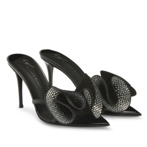 40% Off Intriigo Charmante @ Giuseppe Zanotti US