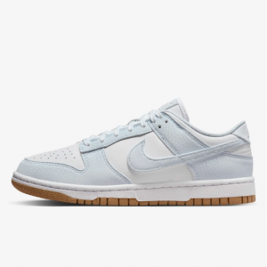 Nike Dunk Low Next Nature 女士板鞋