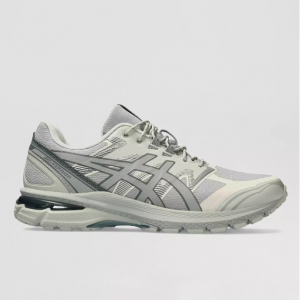 50% Off ASICS GEL-Terrain Sportstyle Sneaker @ Urban Outfitters	