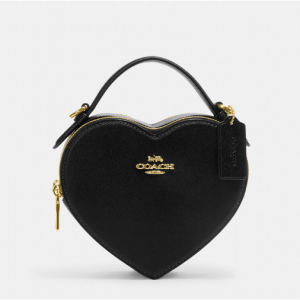 Coach Heart 爱心斜挎包
