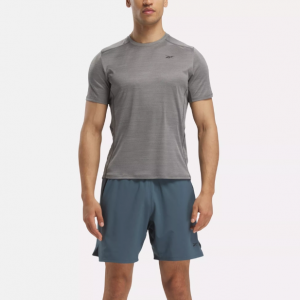 Reebok Identity Big Stacked Logo T-ShirtMOTIONFRESH Athlete T-Shirt T恤