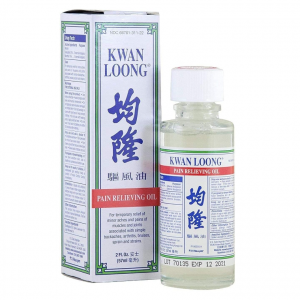 Kwan Loong 均隆驱风油 2 oz @ Amazon