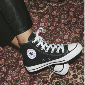 Converse UK 精选潮流运动鞋服满额促销 