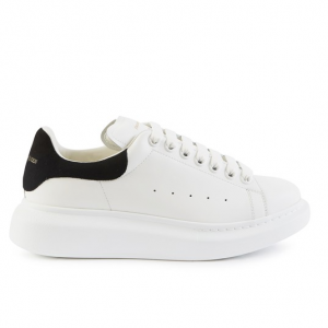 ALEXANDER MCQUEEN 黑尾小白鞋