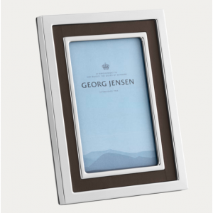 30% Off MANHATTAN Picture frame 13x18 CM (5x7 IN) @ Georg Jensen