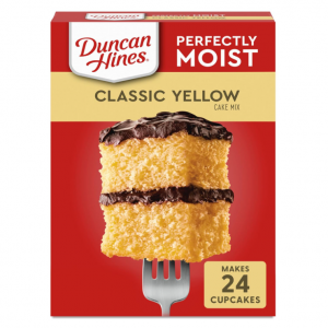 Duncan Hines Classic Cake Mix, Yellow, 15.25 oz @ Amazon