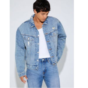 50% Off Distressed Denim Trucker Jacket @ Forever 21