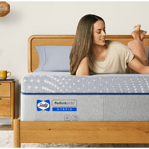 Sealy Posturepedic® Hybrid Mattress @ Sealy 