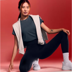 lululemon 黑五大促开启 精选男女时尚瑜伽裤、运动服等特惠 