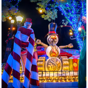 Up to 62% Off Admission to Holiday in the Park at Six Flags Magic Mountain @Groupon