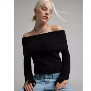 Kimchi Blue Isabel Cozy Off-The-Shoulder Sweater