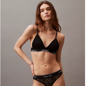 50% Off Modern Lace Lightly Lined Triangle Bralette @ Calvin Klein Canada