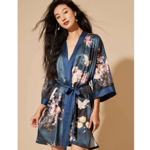 Ulivary Short Kimono Robe Crane