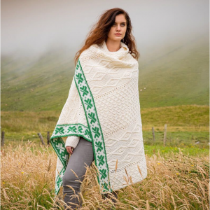 The Irish Store The Aran Shamrock 毯子