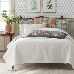 Rifle Paper Co. Laurel Matelasse床罩 - Ivory, Twin