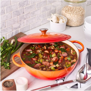 Le Creuset 荷蘭鍋7.5誇大容量 鑄鐵鍋 @ Amazon