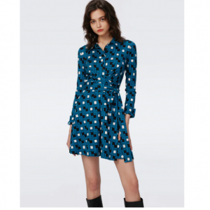 40% Off Didi Dress in Huge Vinyl Links Dark Teal @ Diane von Furstenberg