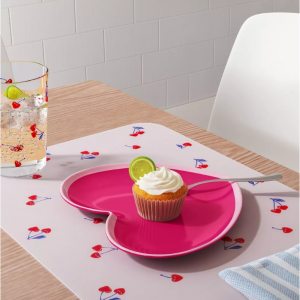 Room Essentials™ 心形餐盤