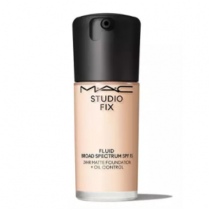 Studio Fix Fluid SPF 15 24HR Matte Foundation + Oil Control