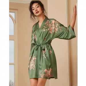 Ulivary 短款睡袍