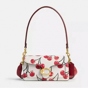 Coach Tabby 20 樱桃印花单肩包