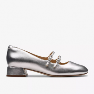 Clarks Daiss 30 Shine Silver Leather