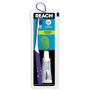 Reach 旅行牙刷套裝 含牙膏、牙刷和牙刷蓋 @ Amazon