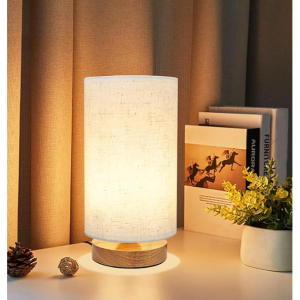 UCHENTON Table Lamp for Bedroom @ Amazon