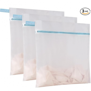 Polecasa Premium Fine Mesh Laundry Bags with Sturdy Zipper for Delicates - 3 Pack X-Large @ Amazon
