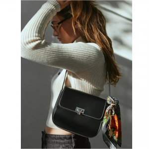 Kimchi Blue Mae Retro 單肩包