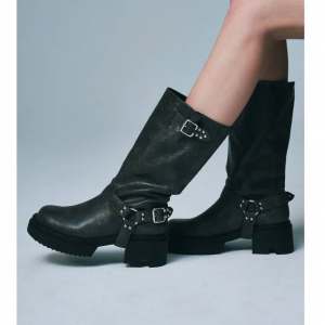 SALT AND CHOCOLATE 长靴