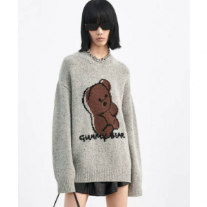 MO&Co. 羊毛套頭衫