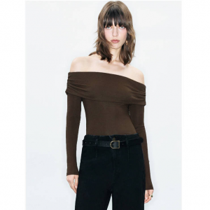 Urban Revivo 露肩紧身T恤