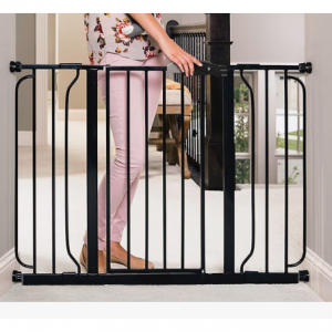 Regalo Pet Products Easy Step 超宽狗门，49英寸，黑色