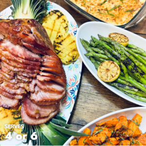 复活节火腿晚餐