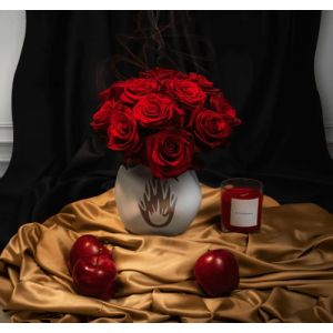 Red Candela Roses, 12