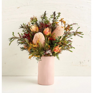 Native Beauty 花束+粉色陶瓷花瓶（9.5 厘米 x 17 厘米）