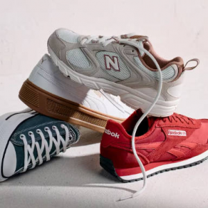 DSW 母親節閃促 全場adidas、Crocs、New Balance、Sam Edelman、Vans等時尚運動鞋、涼鞋等滿額特惠  