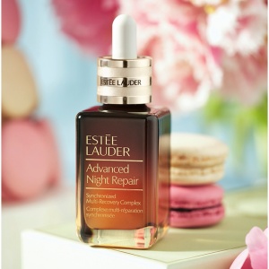 Summer Gift With Purchase Offers @ Estee Lauder 