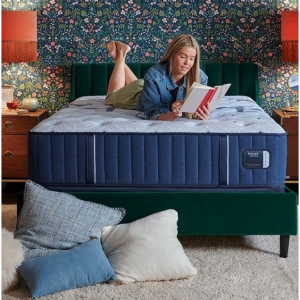 Memorial Day Event: Up to $600 off Select Mattresses @ Stearns & Foster