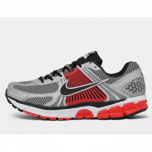 NIKE ZOOM VOMERO 5男士休闲鞋运动鞋 @ Finish Line