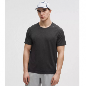 lululemon Metal Vent Tech T恤