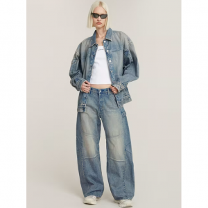 女士宽松版牛仔裤