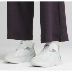 ウィメンズ ソフィア メタリック スニーカー